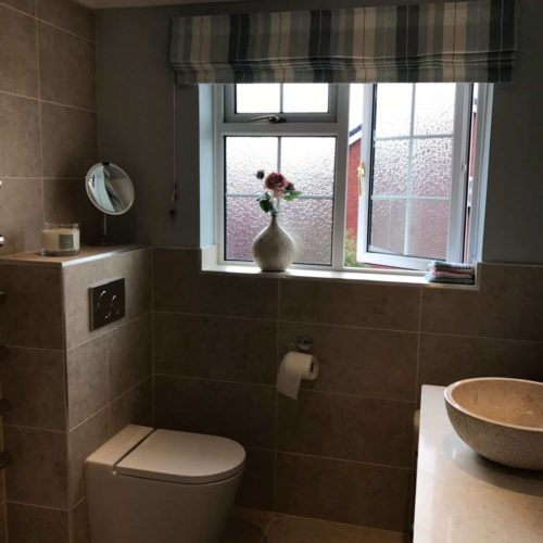 Modern Neutral En-suite with Offset Quadrant Shower