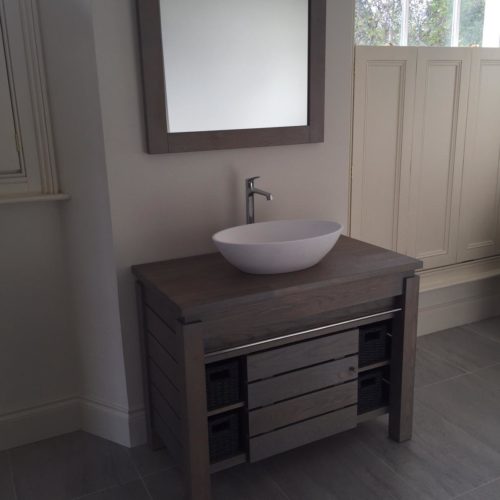 Luxury Freestanding bath with his and her basin Units
