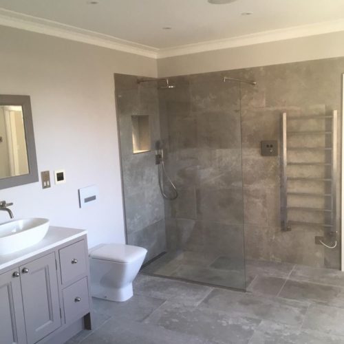 Traditional Wetroom with Freestanding Bath