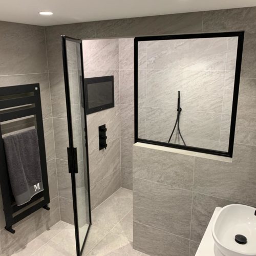 Modern Bathroom with Shower seat in Wetroom