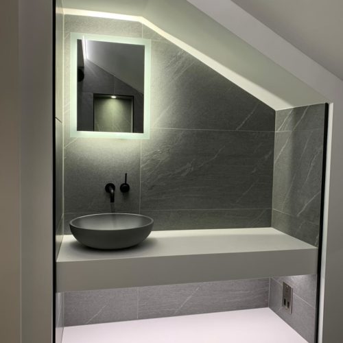Bedroom with Freestanding Bath and Separate En – Suite