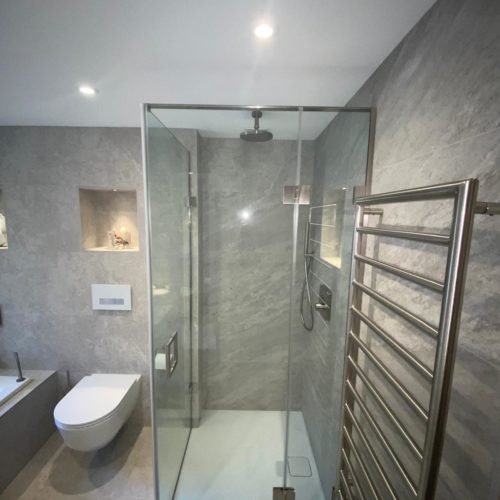 Luxury Family Bathroom with Alcoves