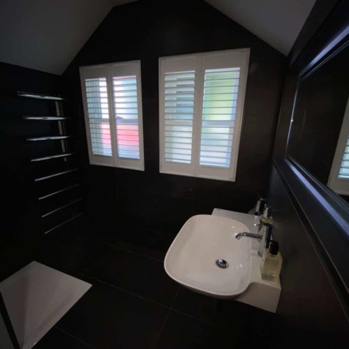 Black Tiles in Large En-Suite